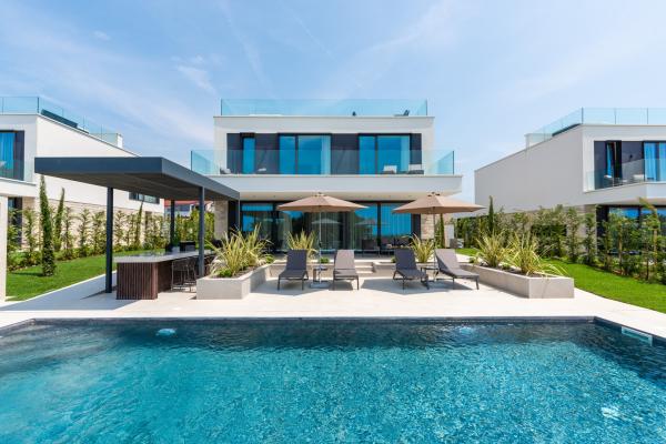 Villa mit Panoramameerblick – Poreč, Istrien
