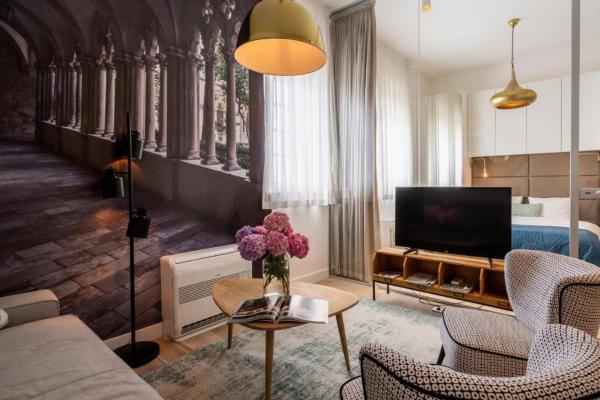 Pięć wykwintnych apartamentów w sercu Opatii