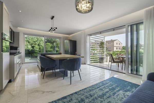 Piękny nowoczesny apartament w pobliżu plaży Rovinj