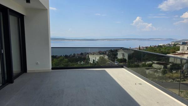 Duplex tengerre néző kilátással és saját medencével - Crikvenica