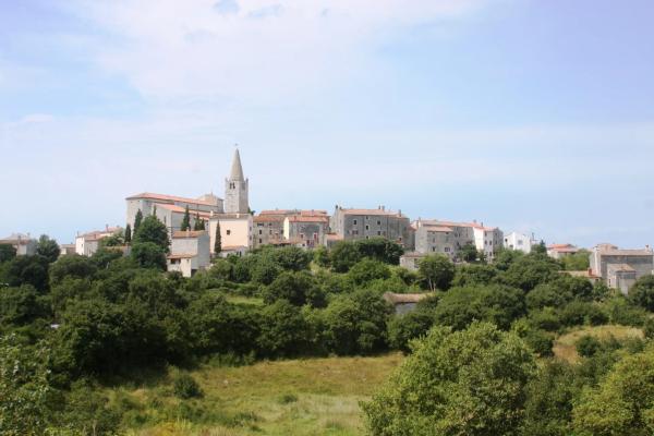 Građevinsko zemljište na mirnoj, pitoresknoj lokaciji - Bale