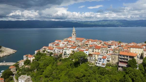 Građevinsko zemljište s pogledom na more – otok Krk