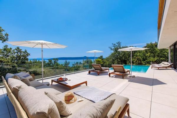 Luxury modern villa with pool and sea view – A private oasis of elegance, Opatija Riviera